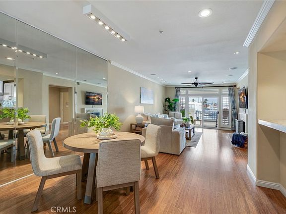 3rd image of 2600-213 Newport Blvd