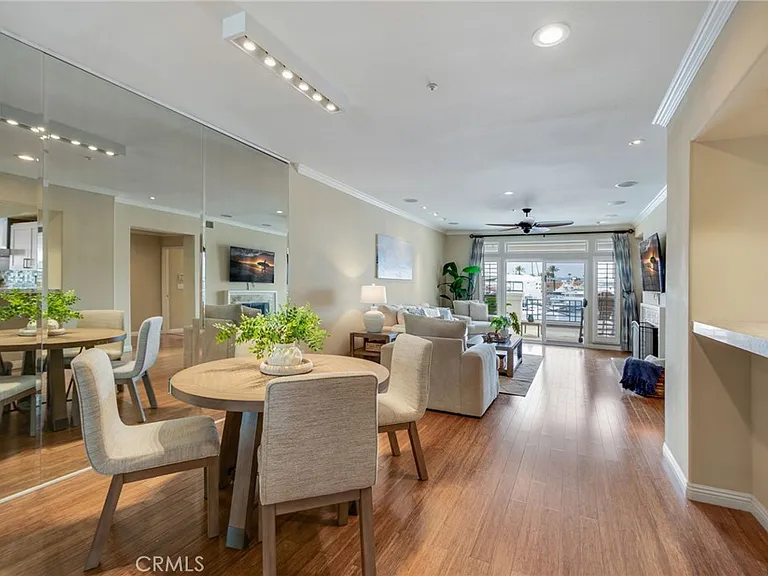 2600-213 Newport Blvd — Photo 3