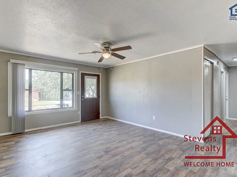 2316 NW 28th St — Photo 9