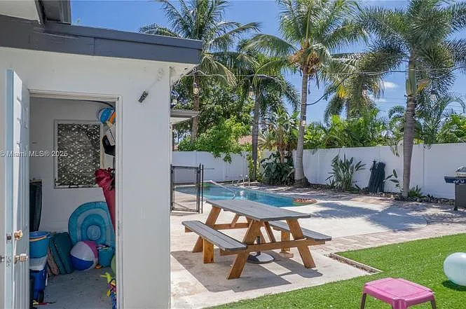 1116 SE 13th Ct — Photo 42