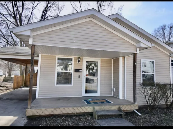 922 W Olive St, Bloomington, IL 61701