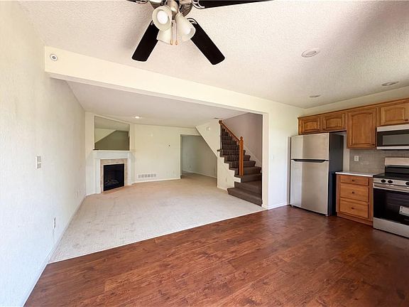 3rd image of 10559 E 46th Ter