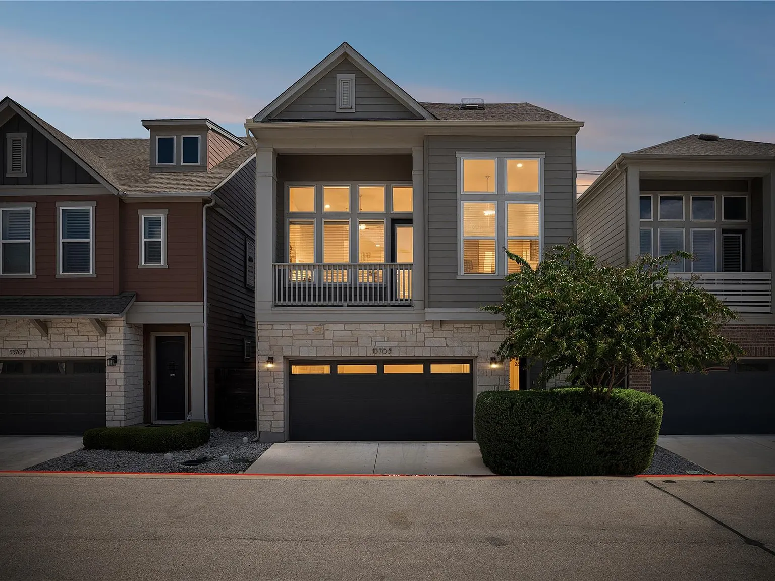 4 bed, 3.5 bath, 2316 sqft, $3,300 — Photo 2