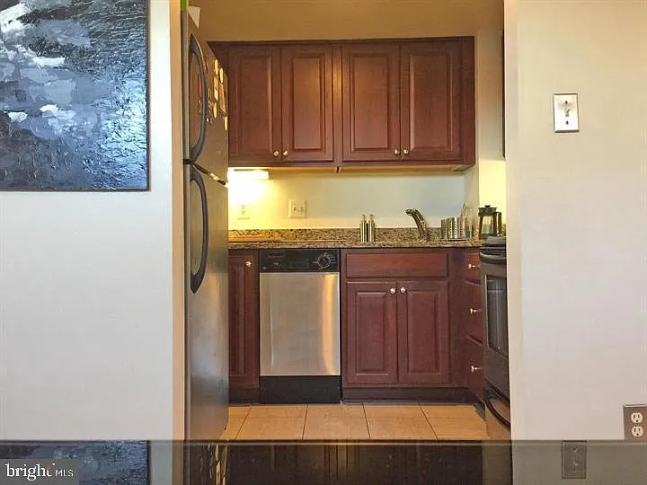 1117 New Hampshire Ave NW #9 — Photo 6