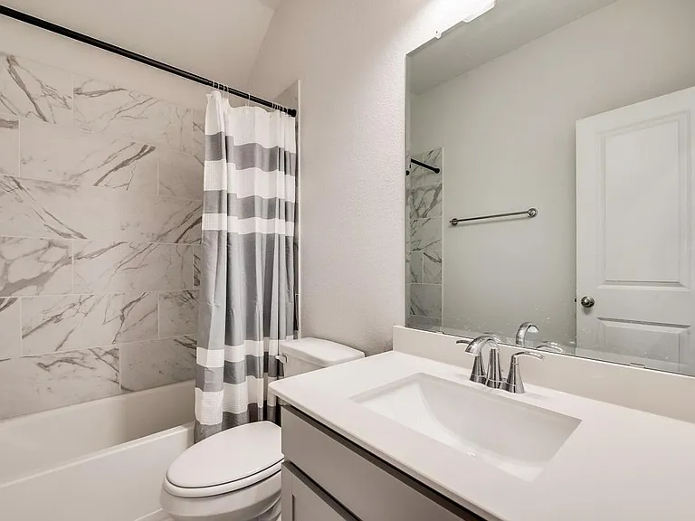 8283 Vitex Ave — Photo 23