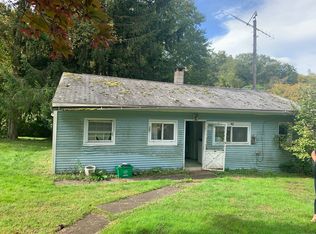 43 Philo Curtis Rd, Sandy Hook, CT 06482