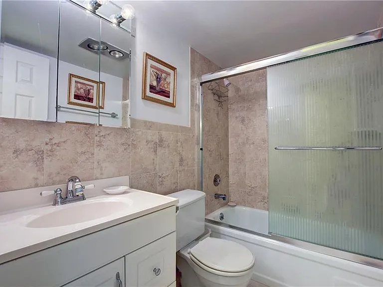 66 Cambridge Rd E #C — Photo 6