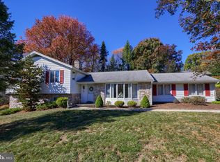 203 Lahoma Ln, Reading, PA 19601
