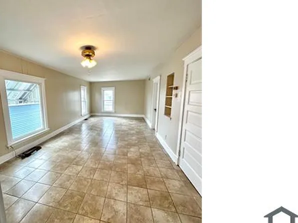 1521 Boyd Ave, Racine, WI 53405