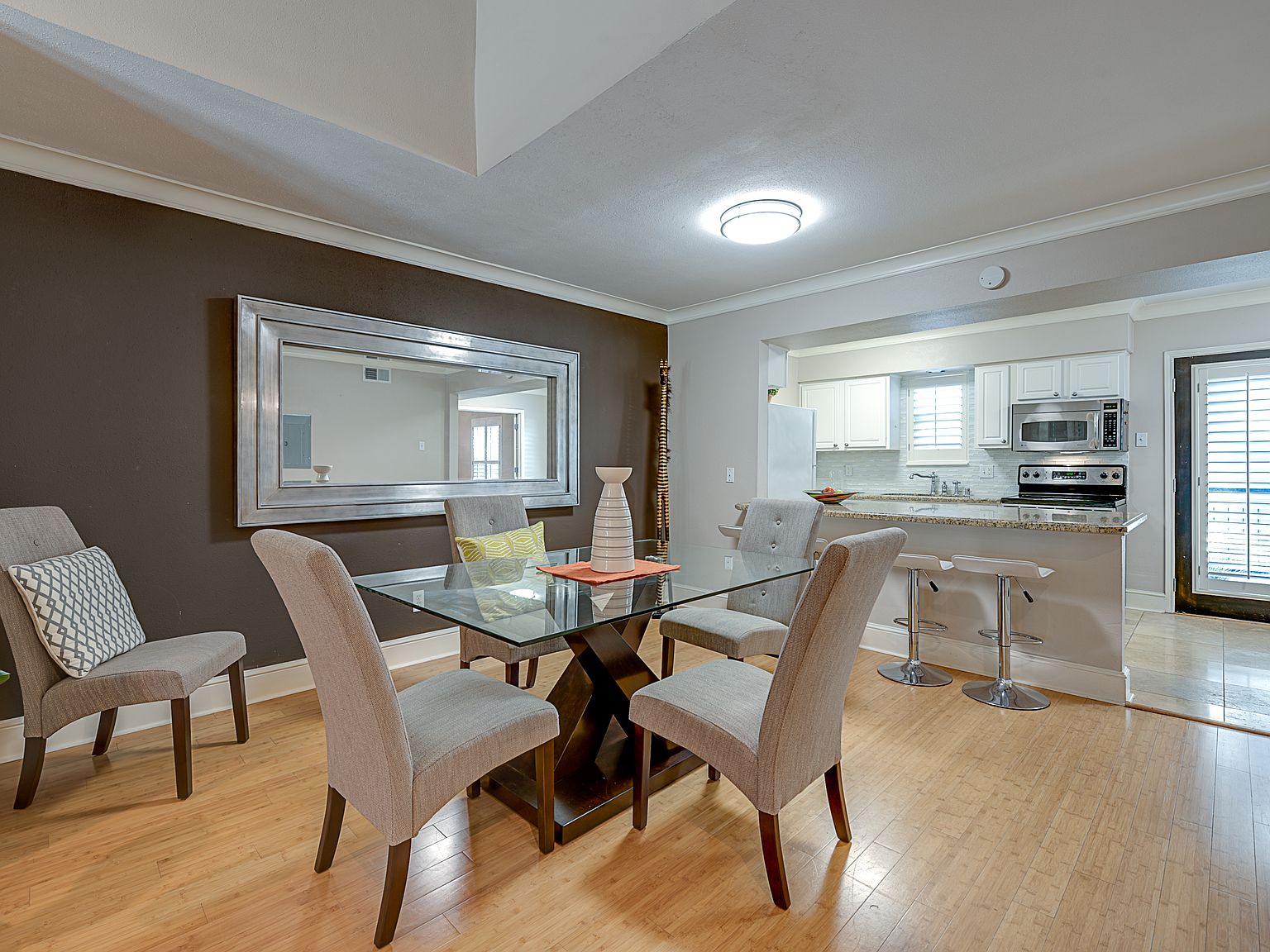 10325 N Central Expy Dallas TX 75231 Zillow