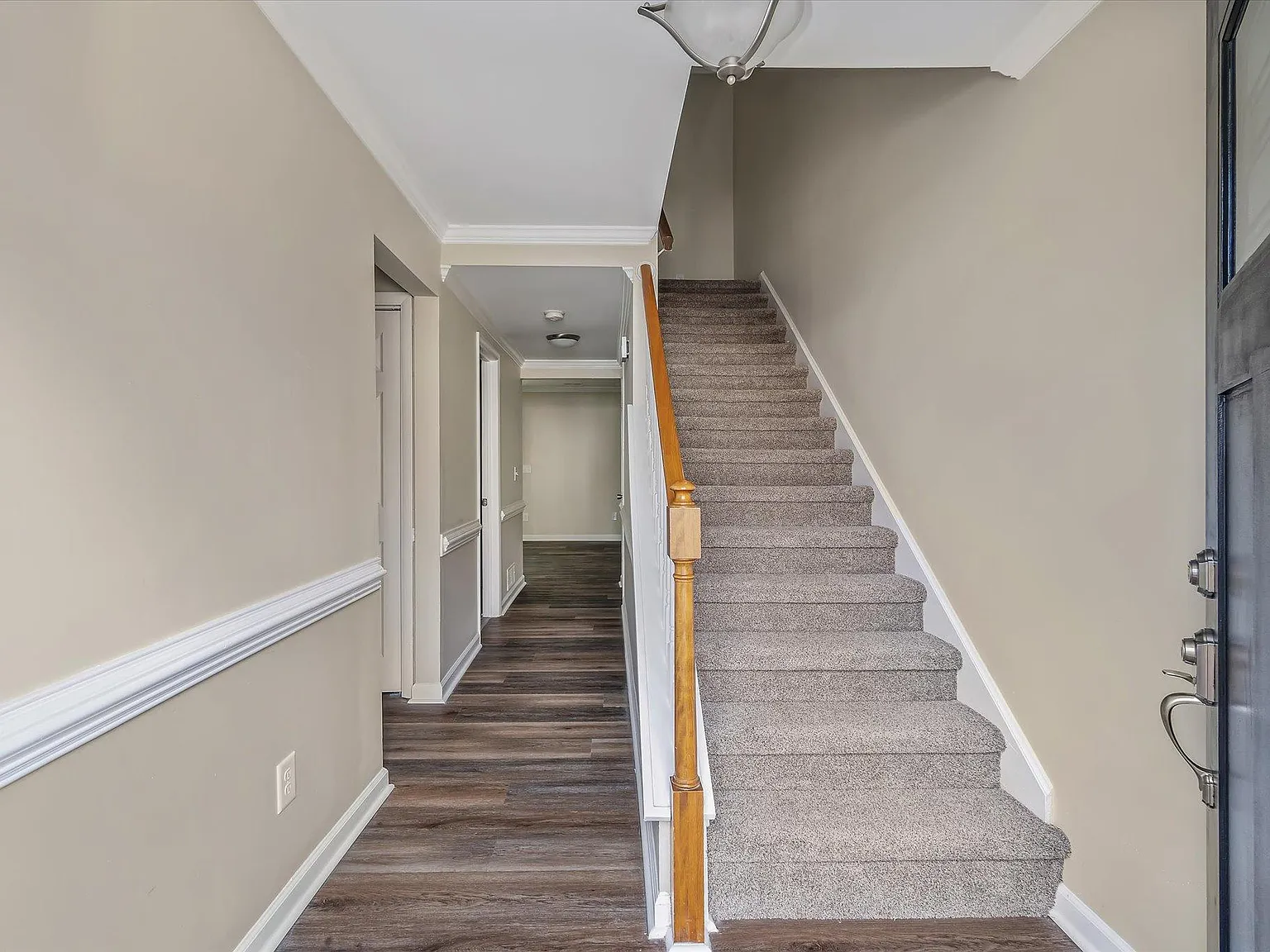 2938 E Saint Marks Rd — Photo 4