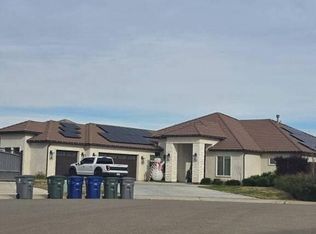 3069 Powers Ave, Clovis, CA 93619