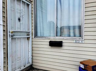 9221 W Allyn St #K, Milwaukee, WI 53224