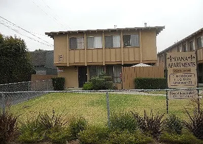 1100 E 112th St #1100 — Photo 6
