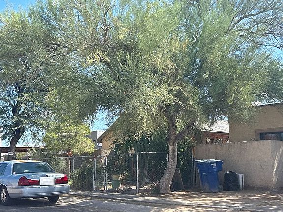 2nd image of 5666 S Cedar Springs Pl