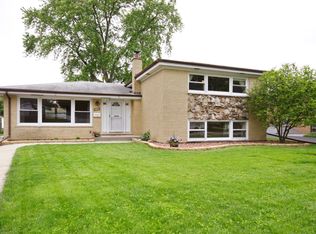 10616 Lockwood Ave, Oak Lawn, IL 60453
