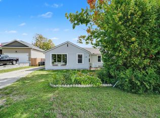 116 Robert St E, Penetanguishene, ON L9M 1J2