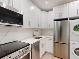 238 5th Ave