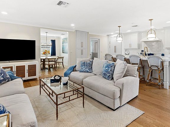3rd image of 541 Lighthouse Drive
