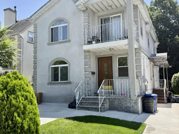 24614 61st Ave Floor 1, Little Neck, NY 11362