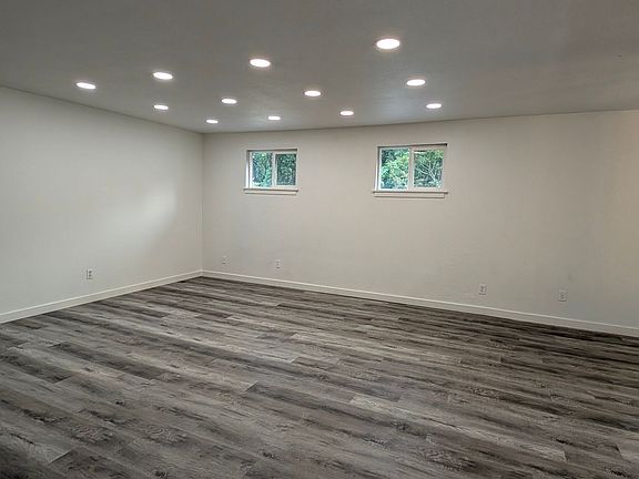 3rd image of 304 142nd St SE