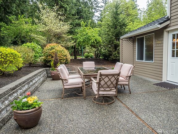 4th image of 19907 226th Ave NE