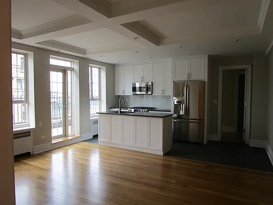 Rented by Rita S Citrin, LREB | media 73