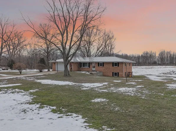 30875 Topash St, Dowagiac, MI 49047