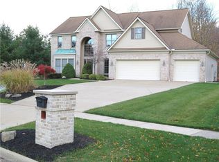 18571 Glen Cairn Way, Strongsville, OH
