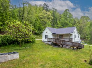 8855 Highway 191, Cannel City, KY 41408