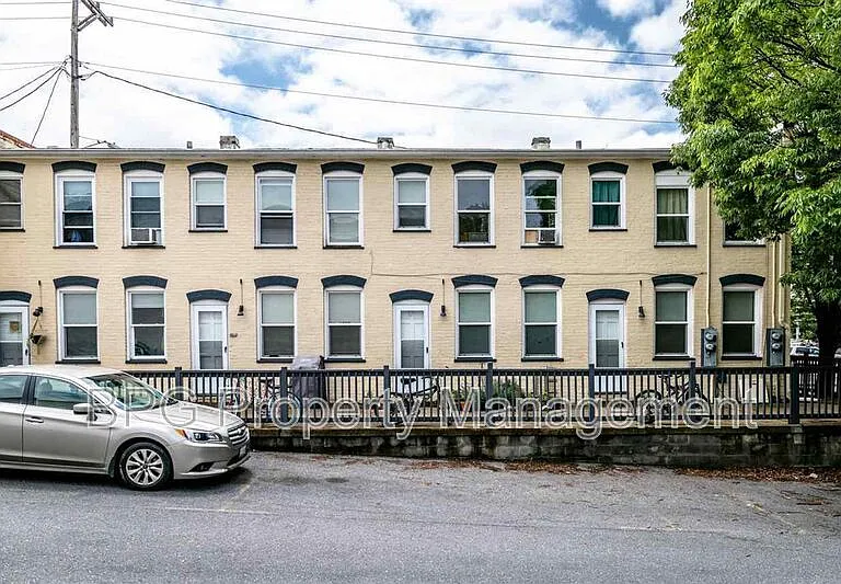 205 N Main St #6 — Photo 31