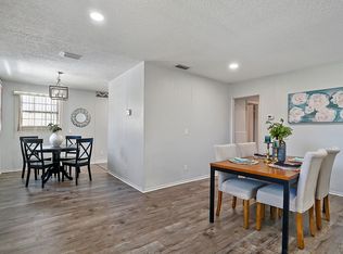 857 Bonita Rd, Atlantic Beach, FL 32233