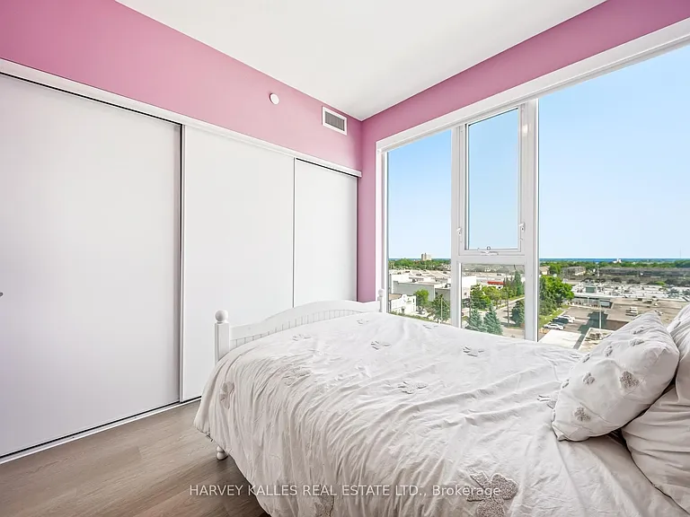 859 The Queensway #603 — Photo 16