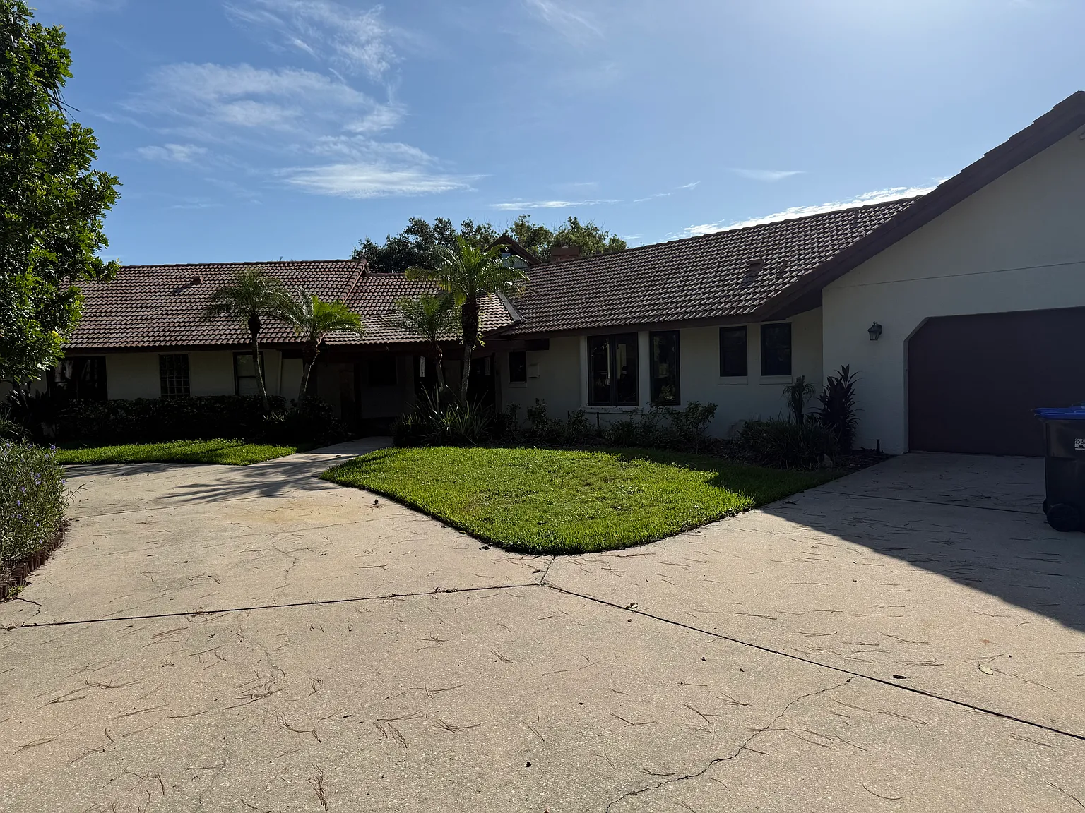 4 bed, 3166 sqft, $4,800 — Photo 2
