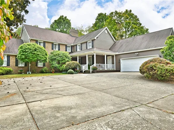 8843 N Lima Rd, Poland, OH 44514