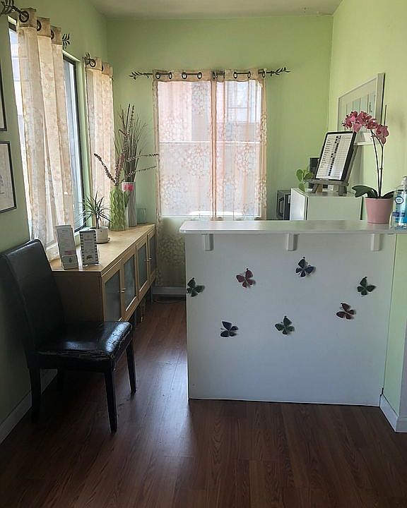 1st image of 154 Santa Clara Ave