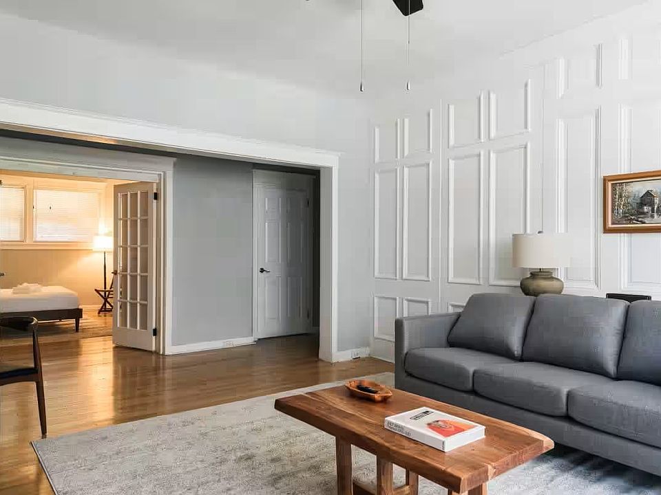 1st image of 4933 McPherson Ave #4933A