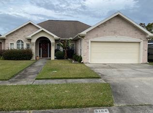 3104 Moss Ln, Violet, LA 70092