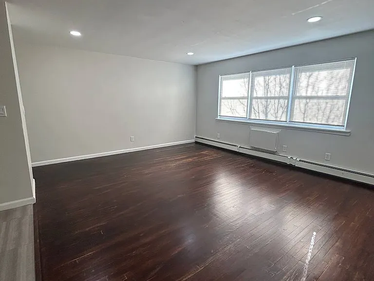 18 Hampton Rd #B10 — Photo 13