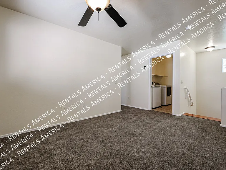 528 W Mountain Sage Dr — Photo 32