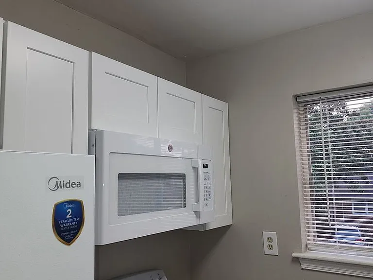 828 Spencer Ct — Photo 7
