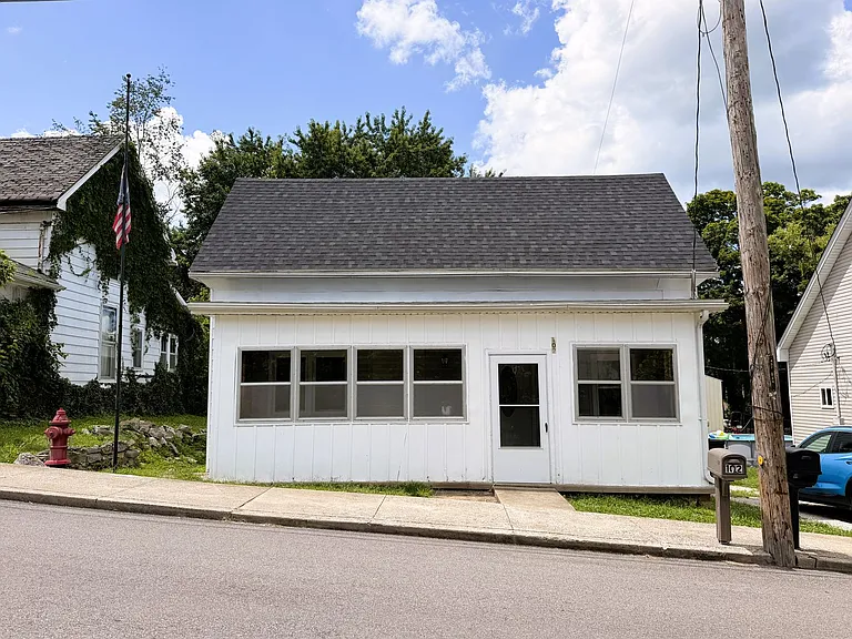 102 Church St — Photo 1