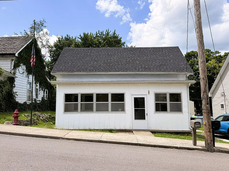 102 Church St
