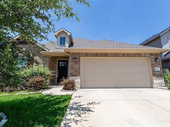3rd image of 8238 Arezzo Dr