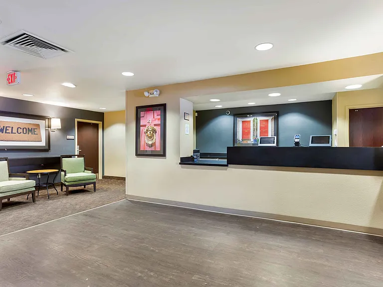 Lobby and Guest Check-in