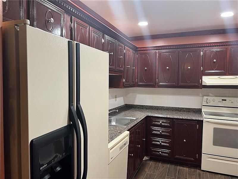 1st image of 4151 NW 41st St APT 410