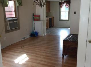 13 Charles Ave, Hanover, PA 17331