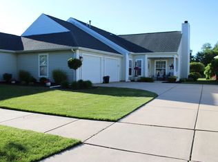 9090 Norris Dr, Hobart, IN 46342