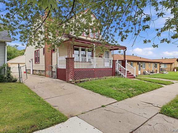 4th image of 18894 Reed St