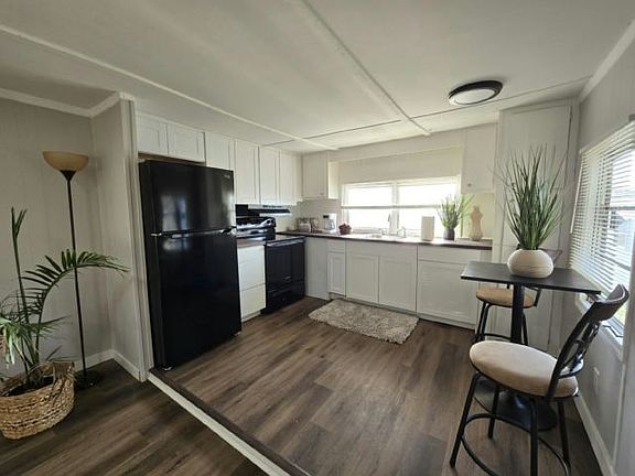 2nd image of 1310 Fleming Ave #C-55